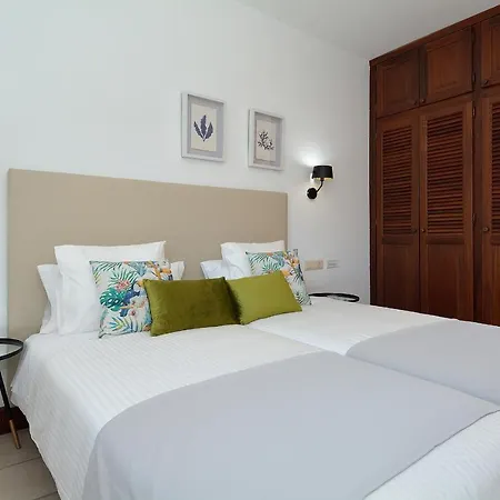 Kentia With Private Pool Puerto Calero